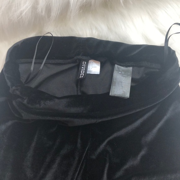 H&M Black Velvet high-waisted leggings - Picture 4 of 7